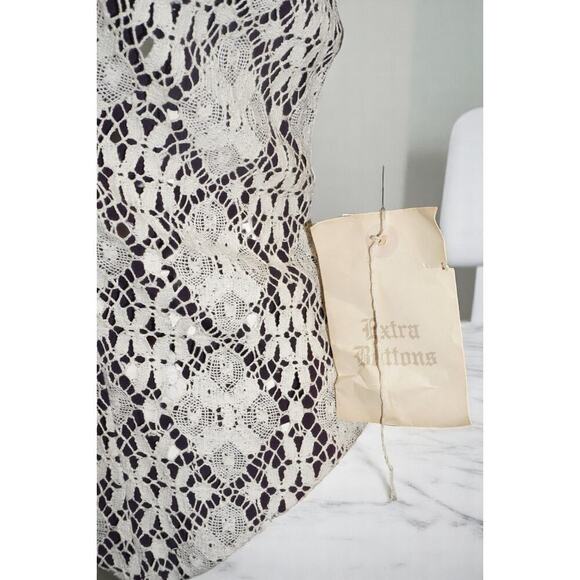 Vintage Petite Sophisticate Lace Overlay Dress – Size 2 – NWT - Picture 4 of 13